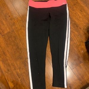 Super cute Pink Victoria’s Secret leggings NWT
